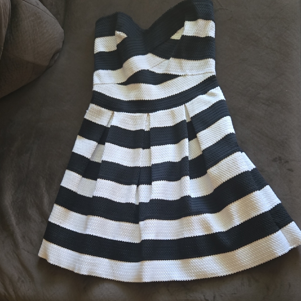 Express Strapless Dress
